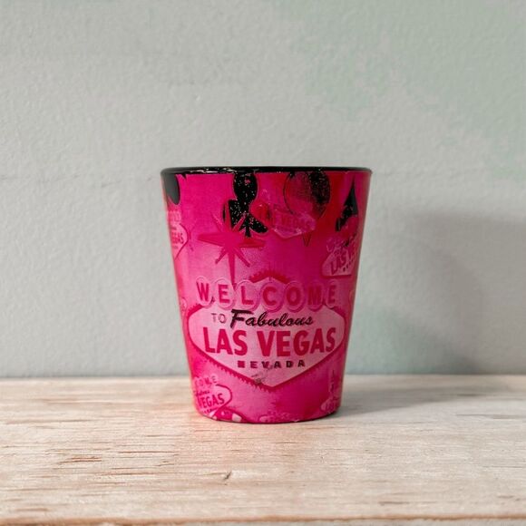 Las Vegas Shot Glass - Picture 1 of 2